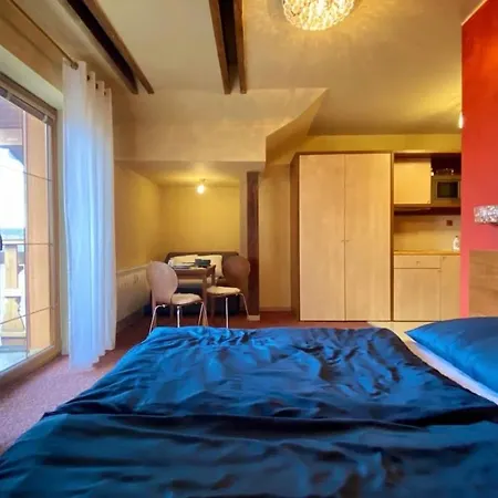 With Beautiful View Of High Tatras * Vel'ka Lomnica